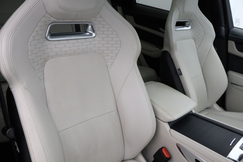 2023 (73) JAGUAR F-PACE 2.0 P250 R-Dynamic HSE Black 5dr Auto AWD 5478703