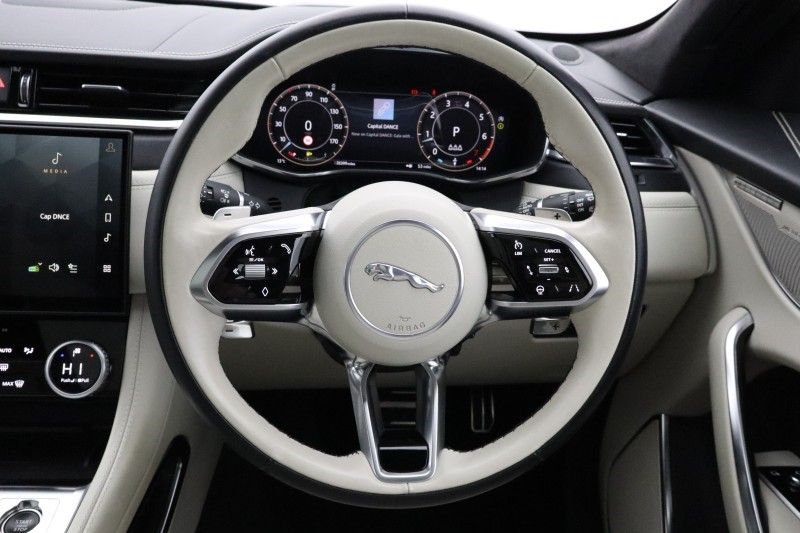 2023 (73) JAGUAR F-PACE 2.0 P250 R-Dynamic HSE Black 5dr Auto AWD 5478714