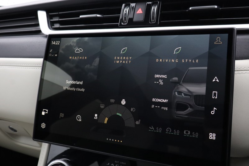 2023 (73) JAGUAR F-PACE 2.0 P250 R-Dynamic HSE Black 5dr Auto AWD 5478737