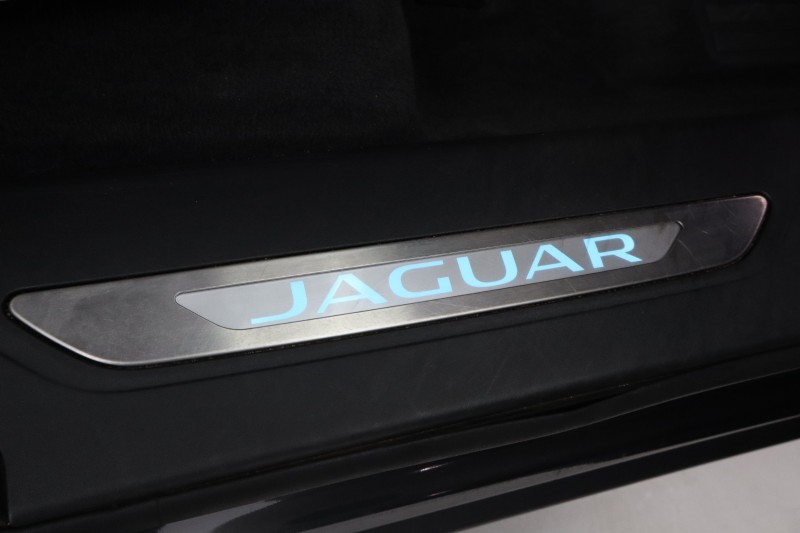 2023 (73) JAGUAR F-PACE 2.0 P250 R-Dynamic HSE Black 5dr Auto AWD 5478700
