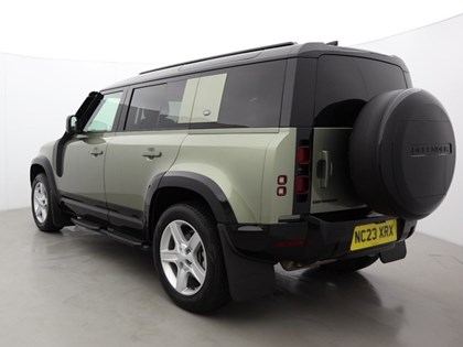 2023 (23) LAND ROVER DEFENDER 3.0 D300 HSE 110 5dr Auto