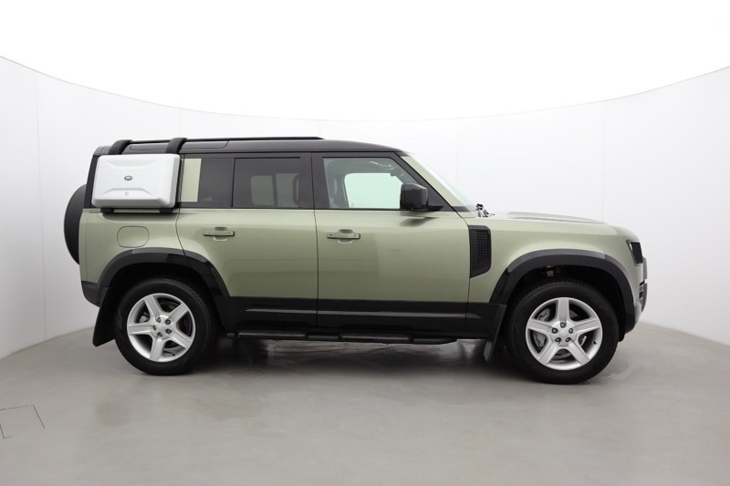 2023 (23) LAND ROVER DEFENDER 3.0 D300 HSE 110 5dr Auto 5462930