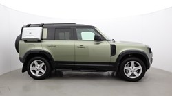 2023 (23) LAND ROVER DEFENDER 3.0 D300 HSE 110 5dr Auto 5462930