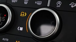 2023 (23) LAND ROVER DEFENDER 3.0 D300 HSE 110 5dr Auto 5462972