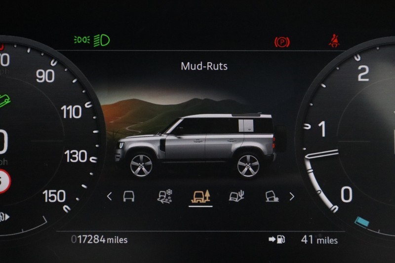 2023 (23) LAND ROVER DEFENDER 3.0 D300 HSE 110 5dr Auto 5462973