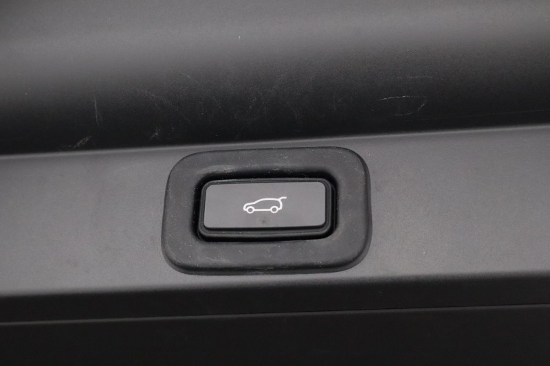 2022 (22) LAND ROVER RANGE ROVER 3.0 D300 SE 4dr Auto 5465422