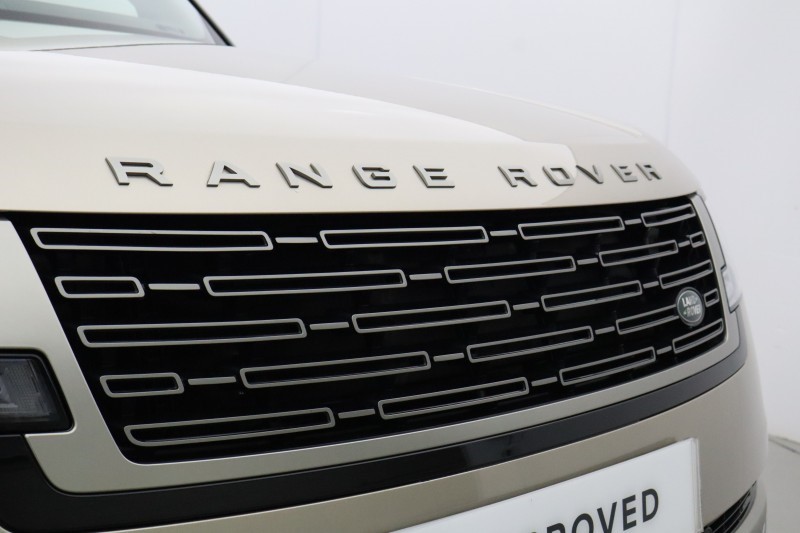 2022 (22) LAND ROVER RANGE ROVER 3.0 D300 SE 4dr Auto 5465404