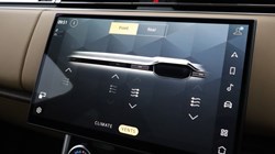 2022 (22) LAND ROVER RANGE ROVER 3.0 D300 SE 4dr Auto 5465450