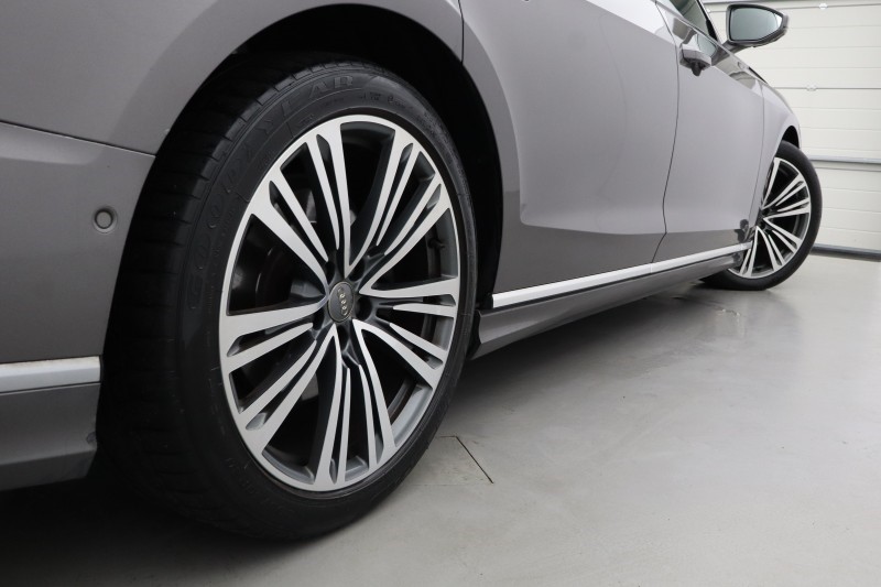 2019 (19) AUDI A8 50 TDI Quattro S Line 4dr Tiptronic 5455417