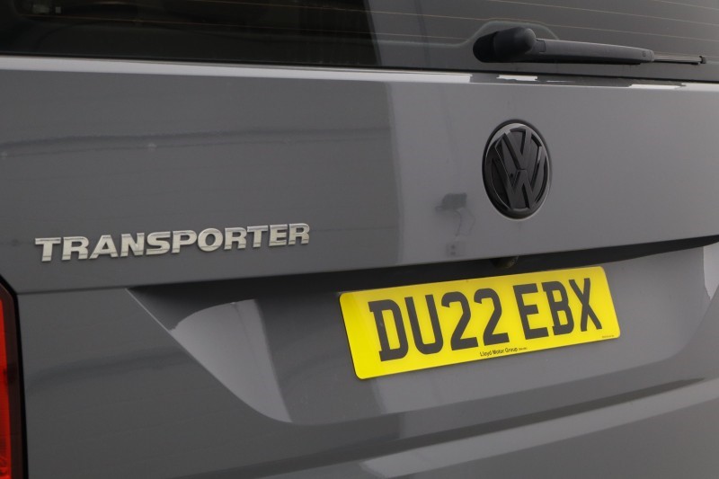 2022 (22) VOLKSWAGEN COMMERCIAL TRANSPORTER 2.0 TDI 150 Highline Van DSG 5531920