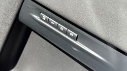 2025 (25) LAND ROVER RANGE ROVER EVOQUE 2.0 D165 S 5dr Auto 5452246