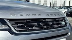 2025 (25) LAND ROVER RANGE ROVER EVOQUE 2.0 D165 S 5dr Auto 5452348
