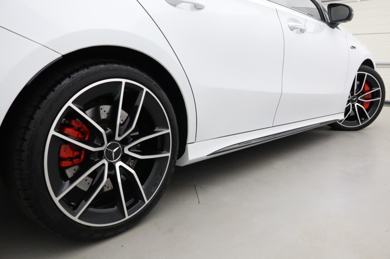 2020 (70) MERCEDES-BENZ A CLASS A35 4Matic Premium 5dr Auto 5477521