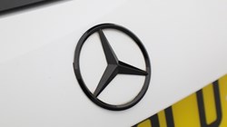 2020 (70) MERCEDES-BENZ A CLASS A35 4Matic Premium 5dr Auto 5477505