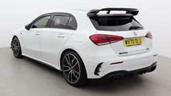 2020 (70) MERCEDES-BENZ A CLASS A35 4Matic Premium 5dr Auto 5477492