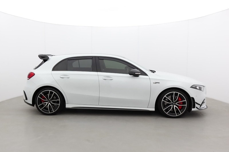 2020 (70) MERCEDES-BENZ A CLASS A35 4Matic Premium 5dr Auto 5477491