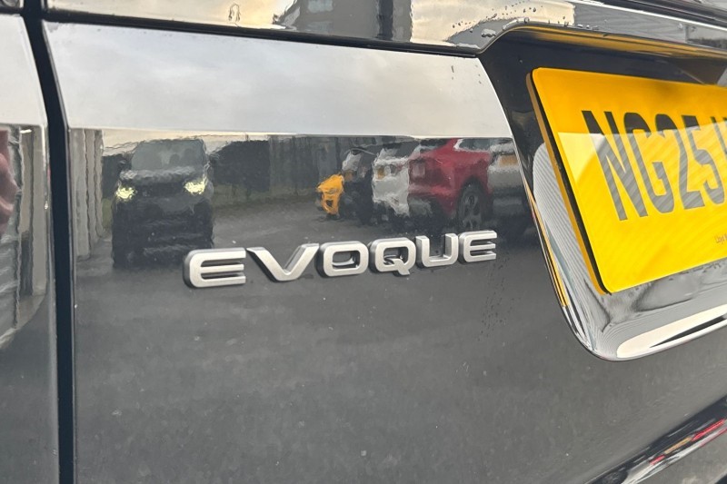2025 (25) LAND ROVER RANGE ROVER EVOQUE 2.0 D165 S 5dr Auto 5452141
