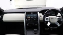 2024 (73) LAND ROVER DISCOVERY 3.0 D300 Metropolitan Edition 5dr Auto 5482431