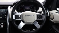 2024 (73) LAND ROVER DISCOVERY 3.0 D300 Metropolitan Edition 5dr Auto 5482434