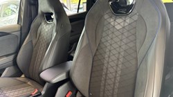VOLKSWAGEN TAYRON 1.5 TSI eHybrid R-Line 5dr DSG6 5747279