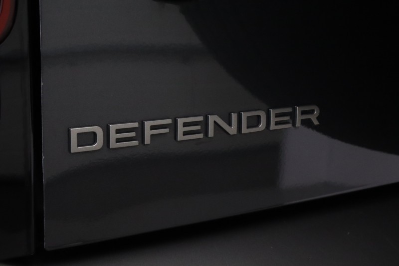 2024 (24) LAND ROVER DEFENDER 3.0 D250 X-Dynamic SE 110 5dr Auto [7 Seat] 5471917