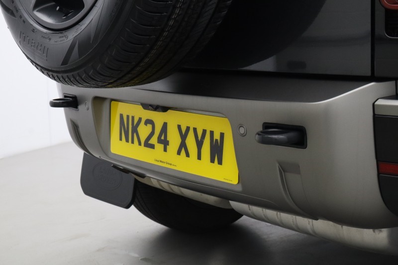 2024 (24) LAND ROVER DEFENDER 3.0 D250 X-Dynamic SE 110 5dr Auto [7 Seat] 5471920