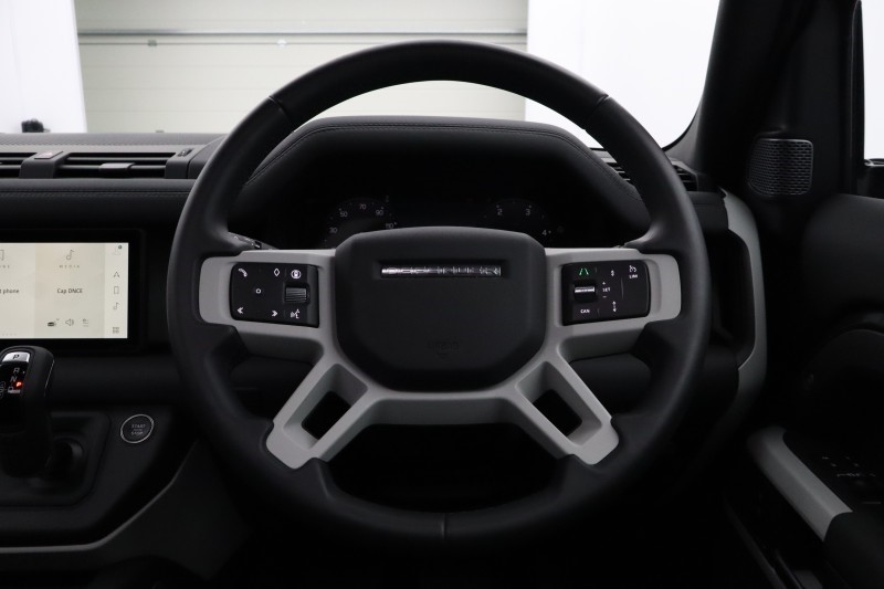 2024 (24) LAND ROVER DEFENDER 3.0 D250 X-Dynamic SE 110 5dr Auto [7 Seat] 5471881