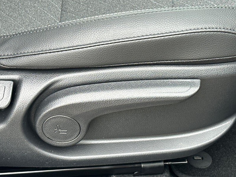  KIA STONIC 1.0T GDi 48V 113 GT-Line 5dr DCT 5573881