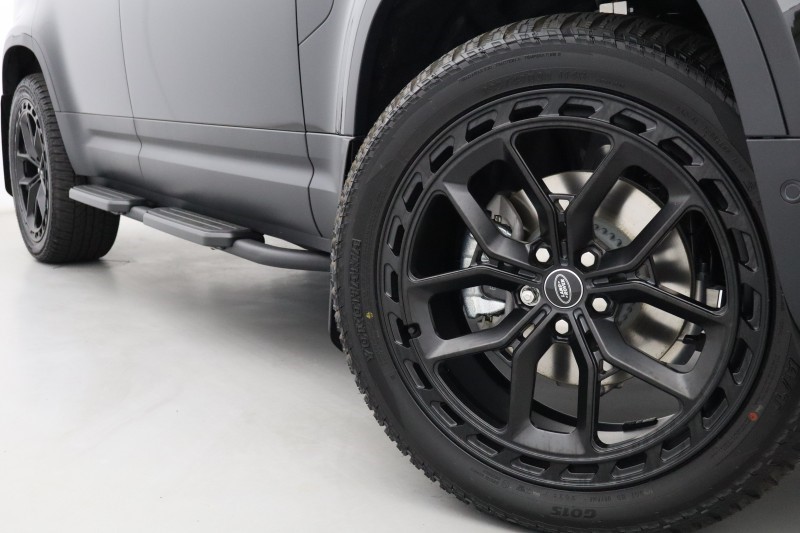 2026 (26) LAND ROVER COMMERCIAL DEFENDER 3.0 D250 Hard Top S Auto 5528121
