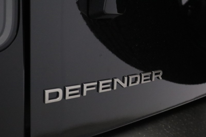 2026 (26) LAND ROVER COMMERCIAL DEFENDER 3.0 D250 Hard Top S Auto 5528109