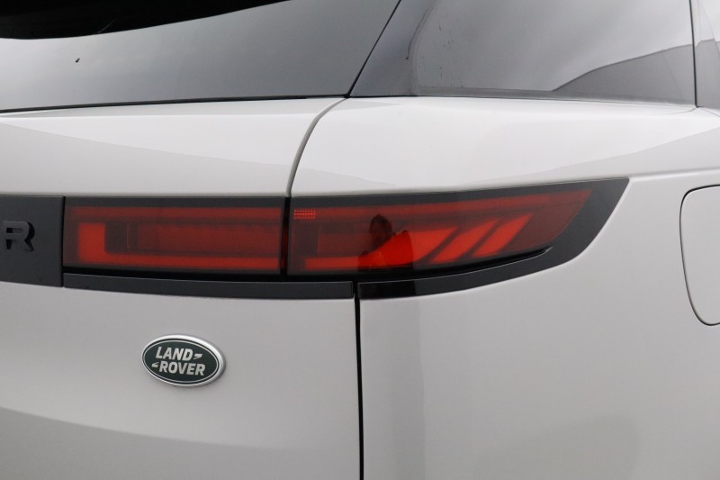 2023 (23) LAND ROVER RANGE ROVER SPORT 3.0 D300 Dynamic SE 5dr Auto 5500242