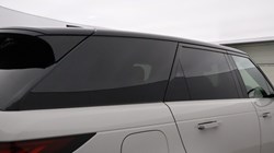 2023 (23) LAND ROVER RANGE ROVER SPORT 3.0 D300 Dynamic SE 5dr Auto 5500241