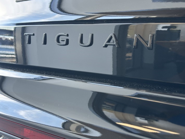  VOLKSWAGEN TIGUAN 2.0 TSI 265 4Motion Black Edition 5dr DSG 5606431