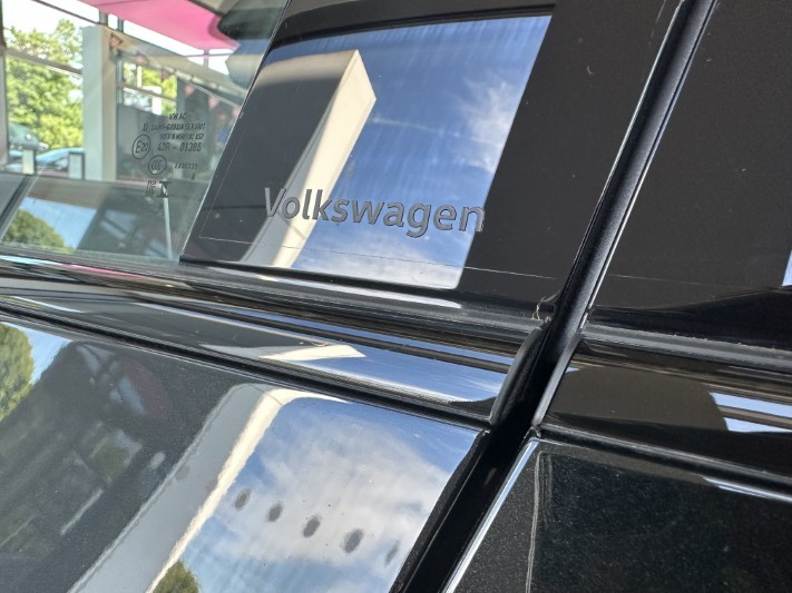  VOLKSWAGEN TIGUAN 2.0 TSI 265 4Motion Black Edition 5dr DSG 5606433