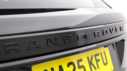 2025 (25) LAND ROVER RANGE ROVER VELAR 2.0 D200 MHEV Dynamic SE 5dr Auto 5546527