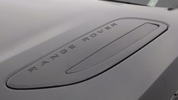 2025 (25) LAND ROVER RANGE ROVER VELAR 2.0 D200 MHEV Dynamic SE 5dr Auto 5546506
