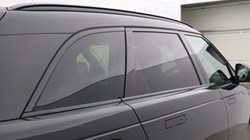 2024 (24) LAND ROVER RANGE ROVER VELAR 2.0 P400e Dynamic SE 5dr Auto 5511603