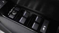 2024 (24) LAND ROVER RANGE ROVER VELAR 2.0 P400e Dynamic SE 5dr Auto 5511614