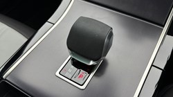 2024 (24) LAND ROVER RANGE ROVER VELAR 2.0 P400e Dynamic SE 5dr Auto 5511653