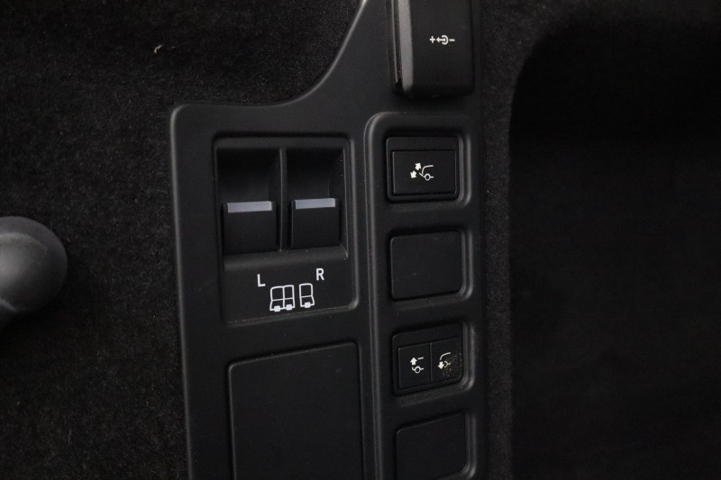 2024 (24) LAND ROVER DISCOVERY 3.0 D350 Dynamic HSE 5dr Auto 5537903