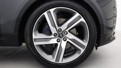 2024 (24) LAND ROVER DISCOVERY 3.0 D350 Dynamic HSE 5dr Auto 5537878