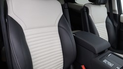 2024 (24) LAND ROVER DISCOVERY 3.0 D350 Dynamic HSE 5dr Auto 5537894
