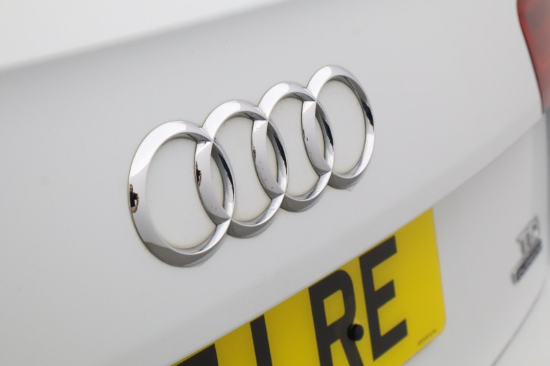 2017 (17) AUDI A6 2.0 TDI Quattro Black Edition 5dr S Tronic 5549427