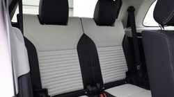 2025 (74) LAND ROVER DISCOVERY 3.0 D350 Dynamic HSE 5dr Auto 5544923