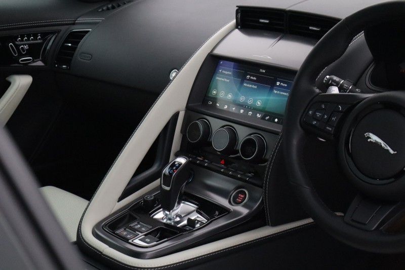 2024 (24) JAGUAR F-TYPE 5.0 P450 Supercharged V8 75 Plus 2dr Auto AWD 5546642