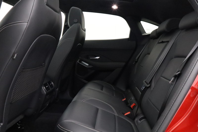 2022 (72) JAGUAR E-PACE 2.0 D200 R-Dynamic Black 5dr Auto 5512869
