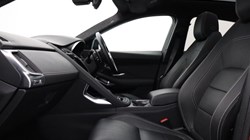 2022 (72) JAGUAR E-PACE 2.0 D200 R-Dynamic Black 5dr Auto 5512868