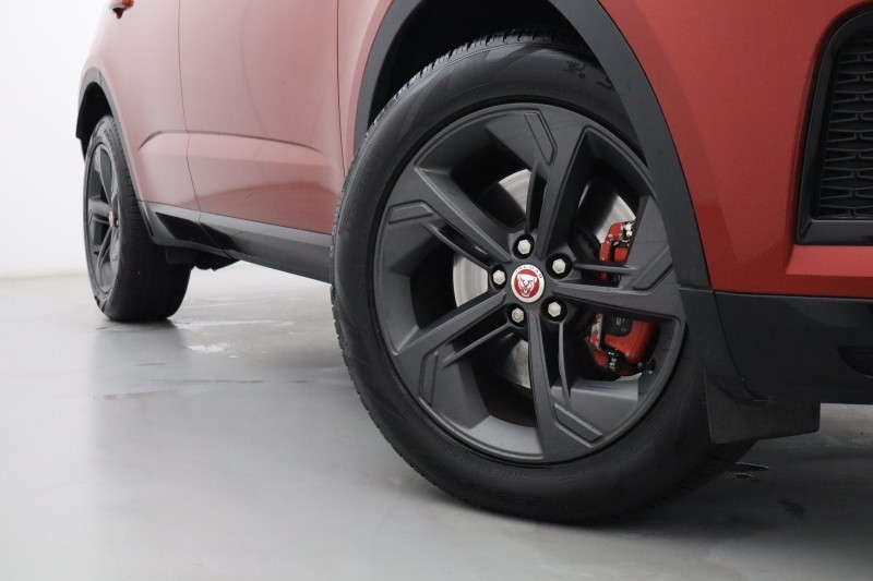 2022 (72) JAGUAR E-PACE 2.0 D200 R-Dynamic Black 5dr Auto 5512910