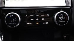 2022 (72) JAGUAR E-PACE 2.0 D200 R-Dynamic Black 5dr Auto 5512903