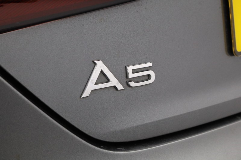 2021 (71) AUDI A5 35 TFSI S Line 2dr S Tronic 5541972